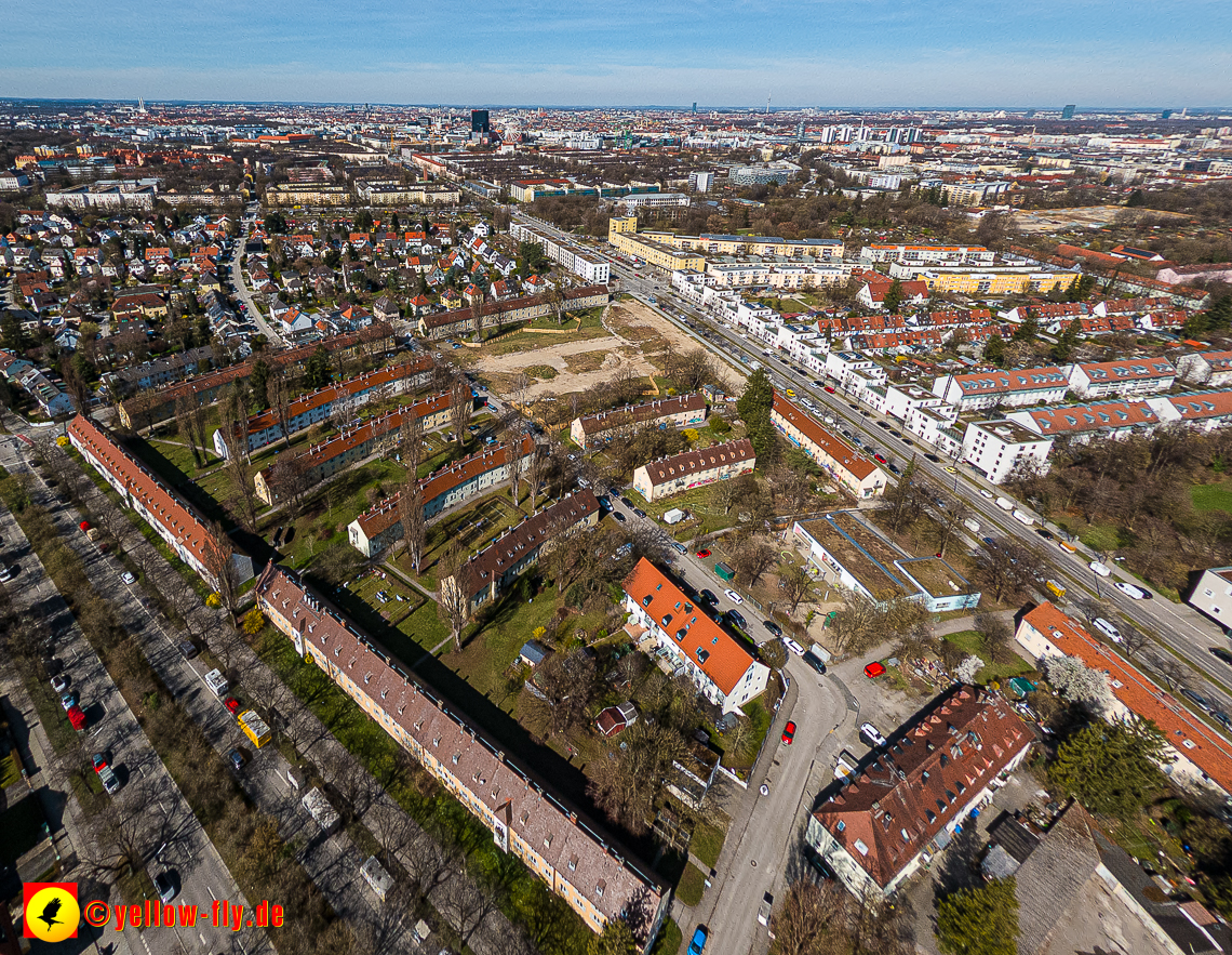 21.03.2023 - Luftbilder von der Baustelle Maikäfersiedlung in Berg am Laim